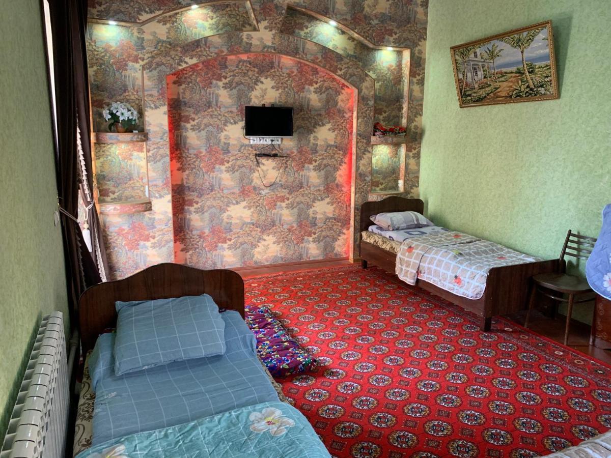 Muharram Homestay In The Neighborhood Of The Registan Square, 家族 ゲストハウス Самарканд Экстерьер фото