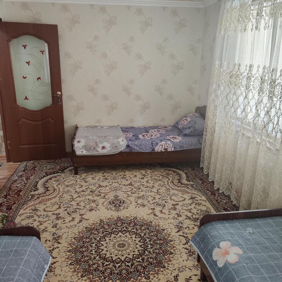 Muharram Homestay In The Neighborhood Of The Registan Square, 家族 ゲストハウス Самарканд Экстерьер фото